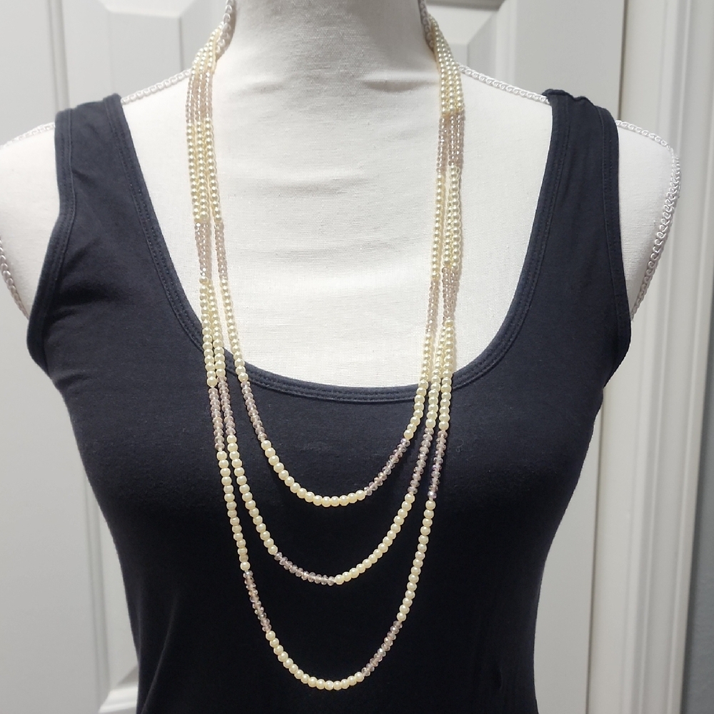 Elegant Multi-Strand Pearl Necklace
